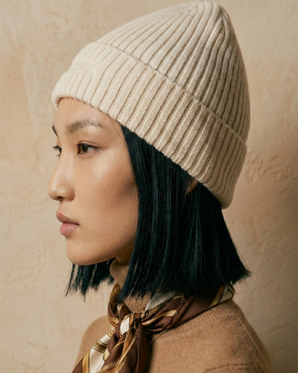 É TOILE Bonnet en laine — White