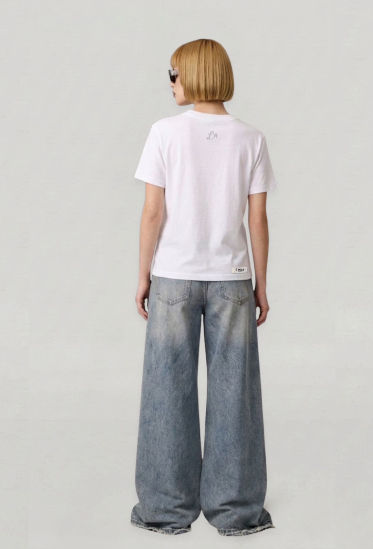 LEGÉRIOS Supima® Embroidered Tee — Ｗhite