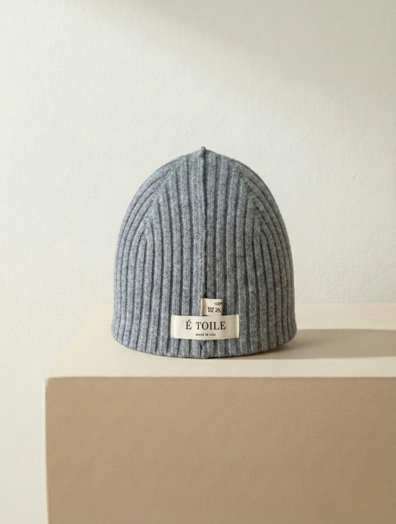 É TOILE Beanie
